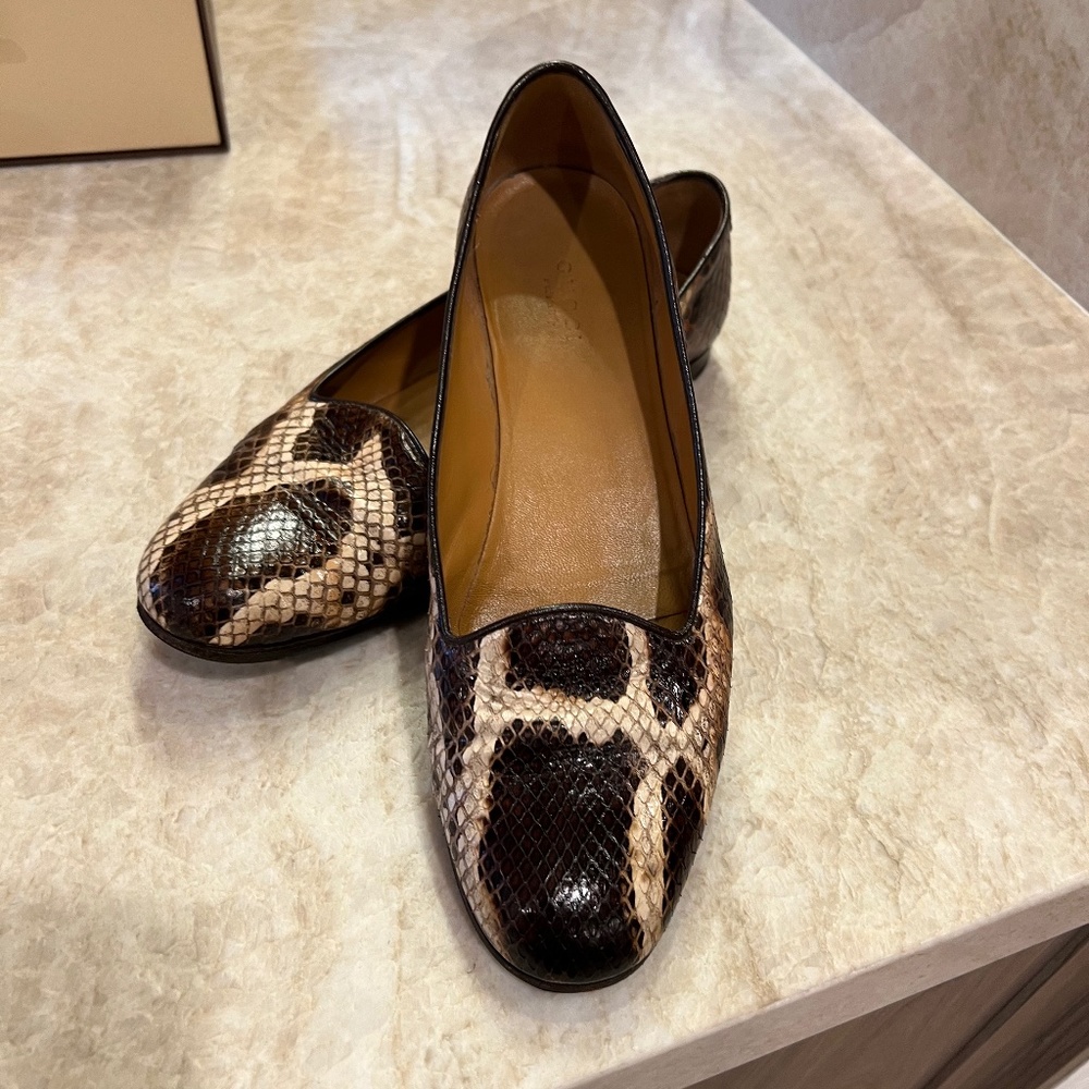 Gucci shoes
